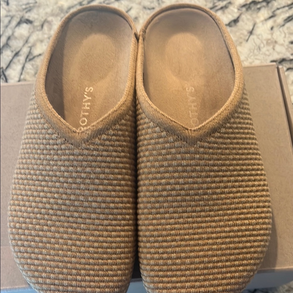 Rothy's Tan Slip-On Shoes